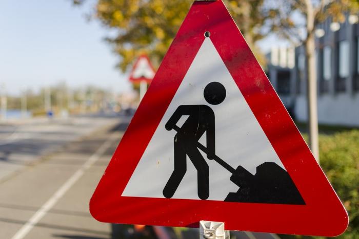 Divieto temporaneo di circolazione veicoli in via Ugo Bassi dall'incrocio con via Matteotti in direzione via IV Novembre